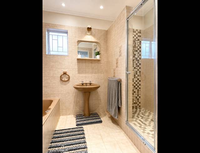 4 BEDROOM HOUSE FOR SALE IN BENDOR
